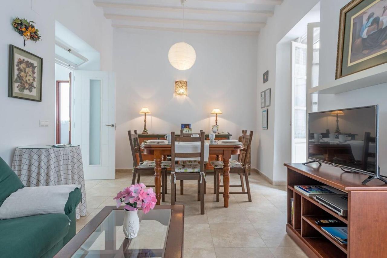 Sol Apartment *